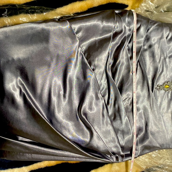 Ball gown - Picture 5 of 12